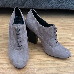 M. Gemi Tan Suede Oxford Bootie Heels Women's Size 39 (US 8- 8.5) Made in Italy